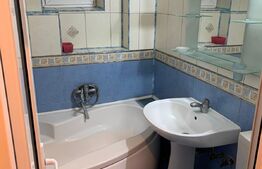 Apartament 3 camere, 75 mp, decomandat, zona Torino