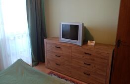 Apartament 4 camere, 90 mp, decomandat, zona Centru