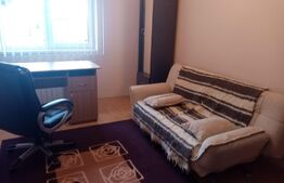 Apartament 4 camere, 90 mp, decomandat, zona Centru