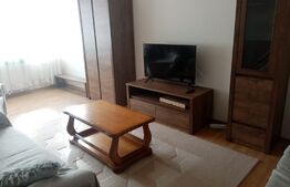 Apartament 4 camere, 90 mp, decomandat, zona Centru