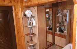 Apartament 3 camere, 55 mp, decomandat, zona Pub Colibri