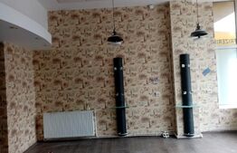 Spațiu comercial, 30 mp, vitrină la stradă, zona Catedrala