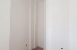 Spatiu comercial, Premium, Renovat Recent, 690 mp, zona Centrală