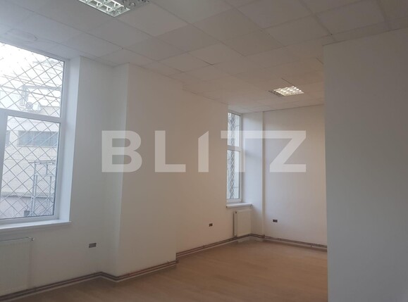 Spațiu comercial de închiriat Central - 98049SIC | BLITZ Suceava | Poza7