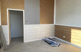 Hala moderna de vanzare, 600 mp, zona Garii, Darmanesti