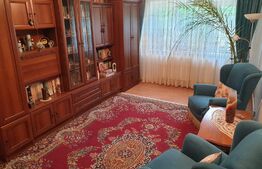 Apartament 3 camere, 67 mp, etaj intermediar, zona Bisericii Sf. Andrei