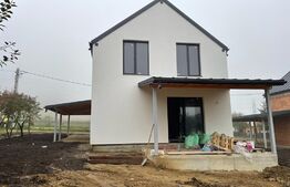 Casa de 100 mp, garaj, teren 400 mp,zona in plina dezvoltare Burdujeni 