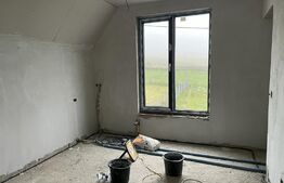 Casa de 100 mp, garaj, teren 400 mp,zona in plina dezvoltare Burdujeni 