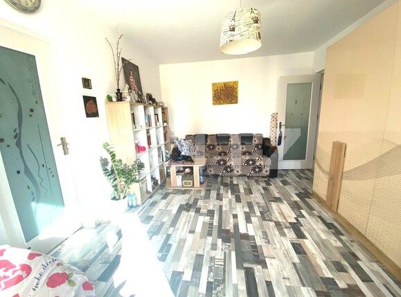 Apartament de vânzare 3 camere Micro 6 - 101012AV | BLITZ Târgoviște | Poza3