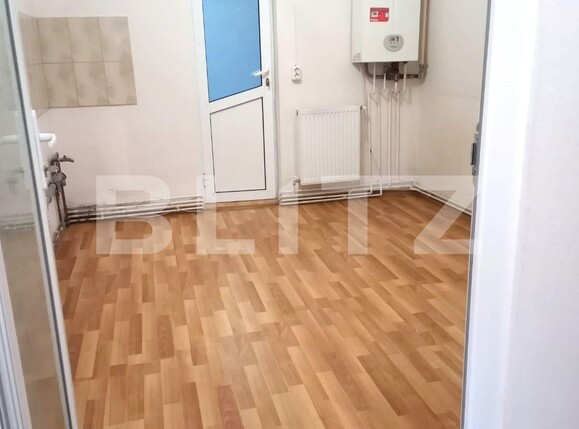 Apartament de vânzare 3 camere Micro 11 - 101242AV | BLITZ Târgoviște | Poza4