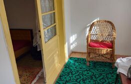 Casă 70 mp, teren 550 mp, Titu