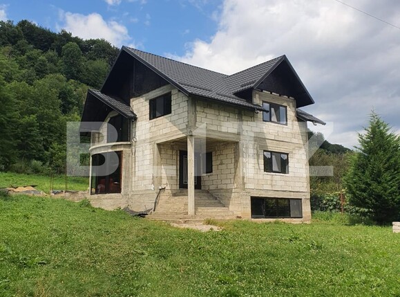 Casa de vânzare 6 camere Nord-Est - 102046CV | BLITZ Târgoviște | Poza1