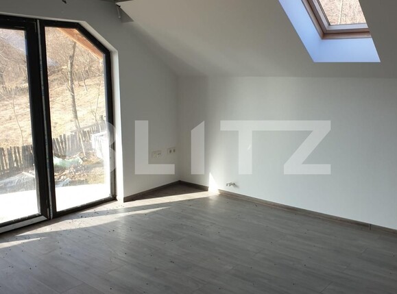 Casa de vânzare 6 camere Nord-Est - 102046CV | BLITZ Târgoviște | Poza4