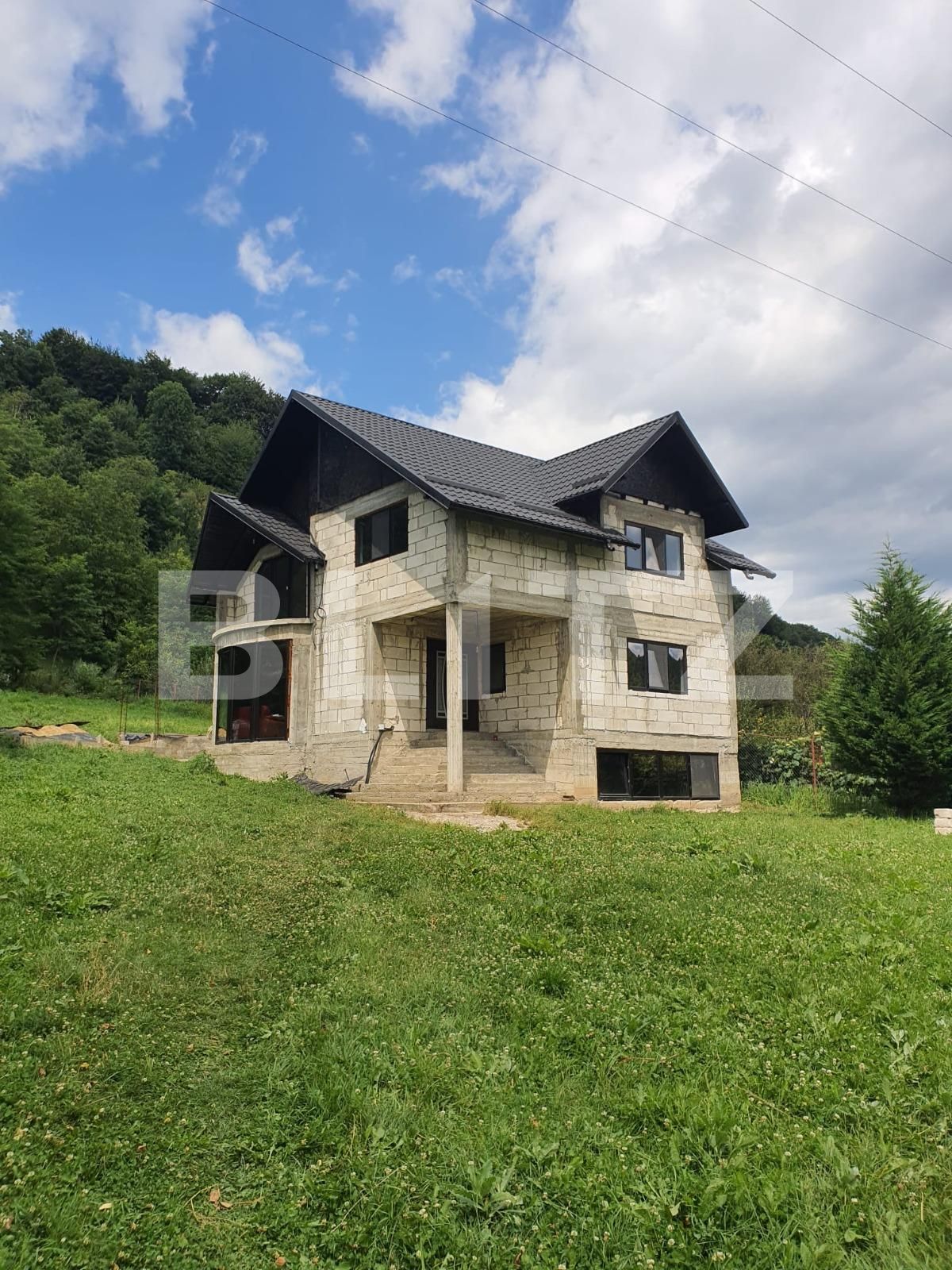 Casa de vânzare 6 camere Nord-Est - 102046CV | BLITZ Târgoviște | Poza1