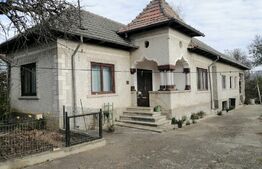 Casă individuală 165 mp, teren 1057 mp, Pucioasa