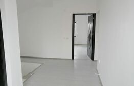 Vila superba! P+M 4 camere suprafata 188 mp & curte/teren 615 mp, Răzvad