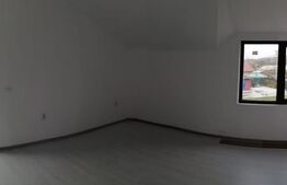 Vila superba! P+M 4 camere suprafata 188 mp & curte/teren 615 mp, Răzvad