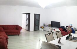 Super Oferta!Ansamblu doua case, 6 camere 208 mp, teren 750 mp, Ulmi