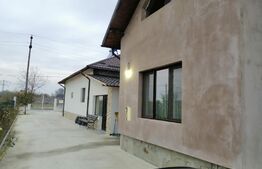 Super Oferta!Ansamblu doua case, 6 camere 208 mp, teren 750 mp, Ulmi