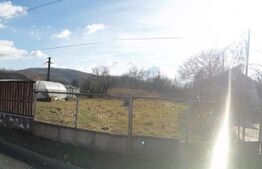 Teren intravilan, 1300 mp, front 20 ml, Pucioasa