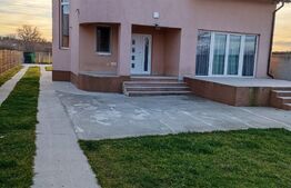 Casă individuală 5 camere, teren 2409 mp, 10 km Targoviste