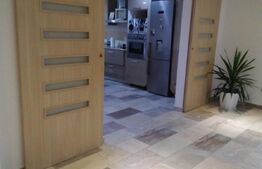 Casă individuală 5 camere, teren 2409 mp, 10 km Targoviste