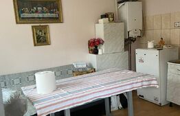 Casa individuala, 3 camere, teren 459 mp, Targoviste