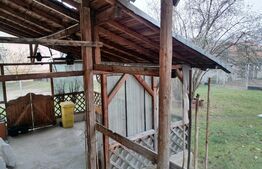 Casă individuală + spațiu comercial, 250 mp, Pucioasa