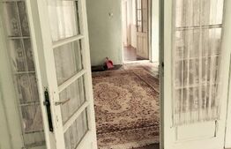 Casă individuală, 76 mp, 231mp teren Central Targoviste