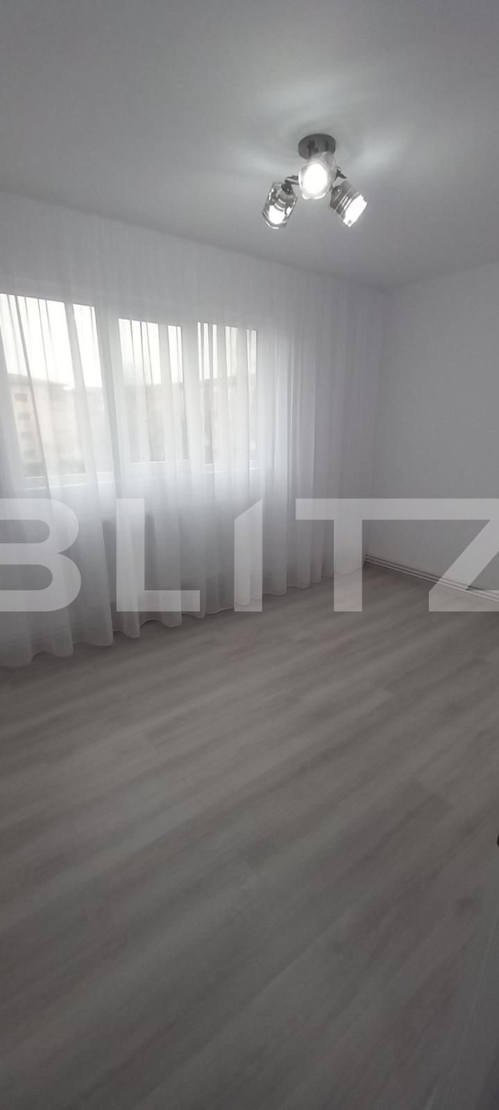 Apartament de vânzare 2 camere Micro 11 - 104086AV | BLITZ Târgoviște | Poza3