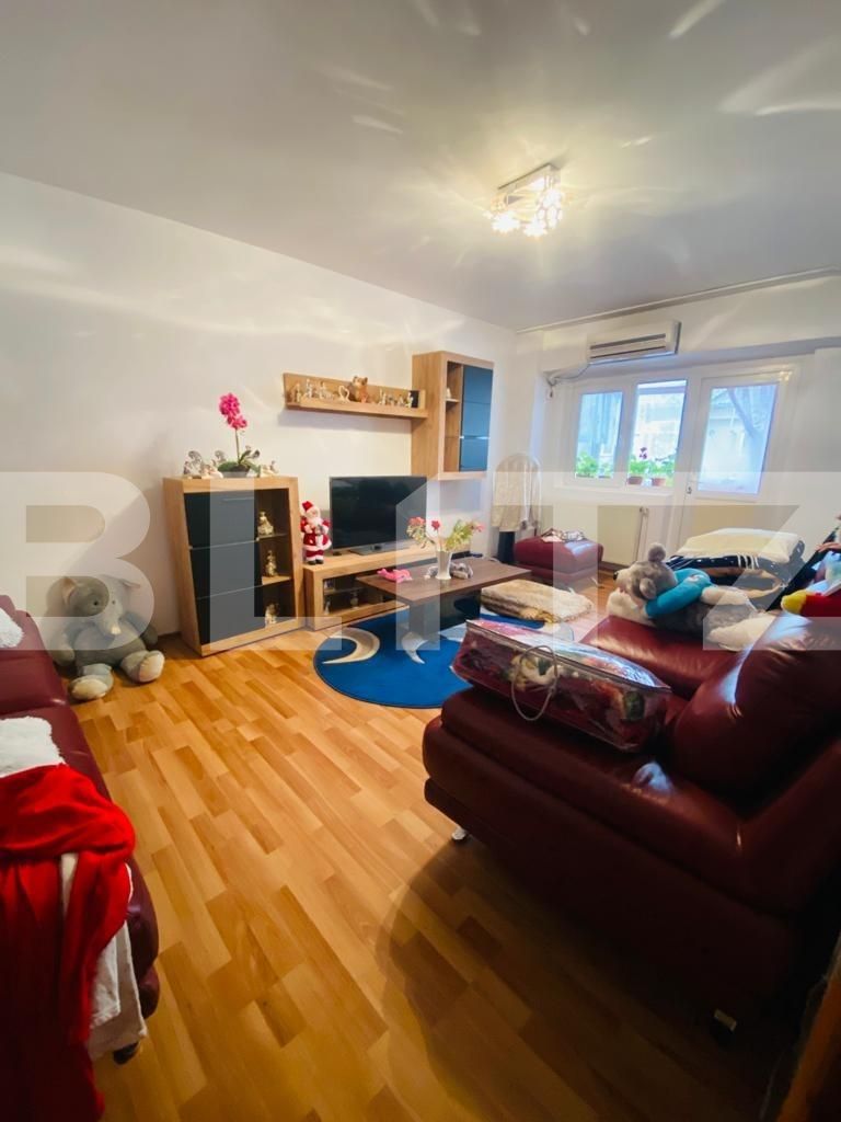 Apartament de vânzare 4 camere Micro 12 - 104093AV | BLITZ Târgoviște | Poza2