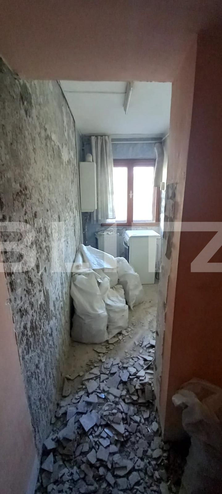 Apartament de vânzare 2 camere Micro 6 - 105526AV | BLITZ Târgoviște | Poza3