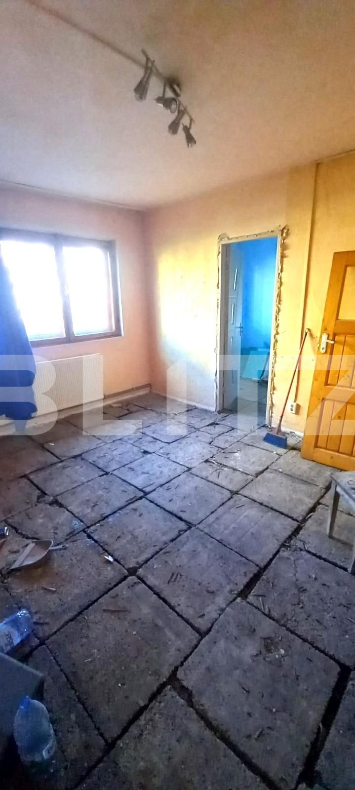 Apartament de vânzare 2 camere Micro 6 - 105526AV | BLITZ Târgoviște | Poza1