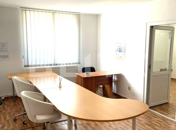 Spațiu birouri de închiriat Nord - 106046SIB | BLITZ Târgoviște | Poza1