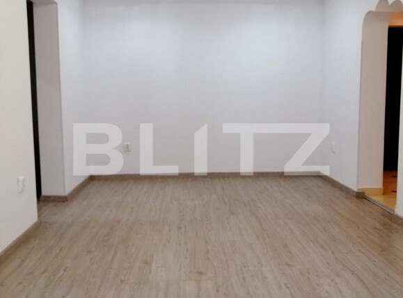 Spațiu birouri de închiriat Micro 6 - 106466SIB | BLITZ Târgoviște | Poza1