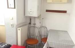 Garsoniera, 30mp, spațioasă, decomandata, etaj intermediar, Piata 1 Mai 