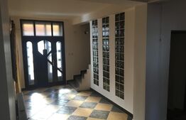 Casă/Vilă individuală deosebită,270mp Târgoviste