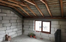 Casă familială cu etaj, 200mp utili, 490mp teren Moreni