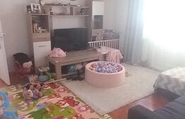 Apartament 2 camere, semidecomandat, mobilat, etaj 3, 50mp, Micro 11