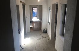 Casă familială 86mp cu gradină, teren 451mp, Doicesti.