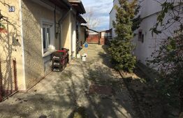 Casă 70mp utili, teren 1000mp, front stradal 10ml, Târgoviște