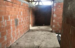 OFERTĂ ...Vilă la munte, 179mp utili, 552mp teren, Pucioasa.