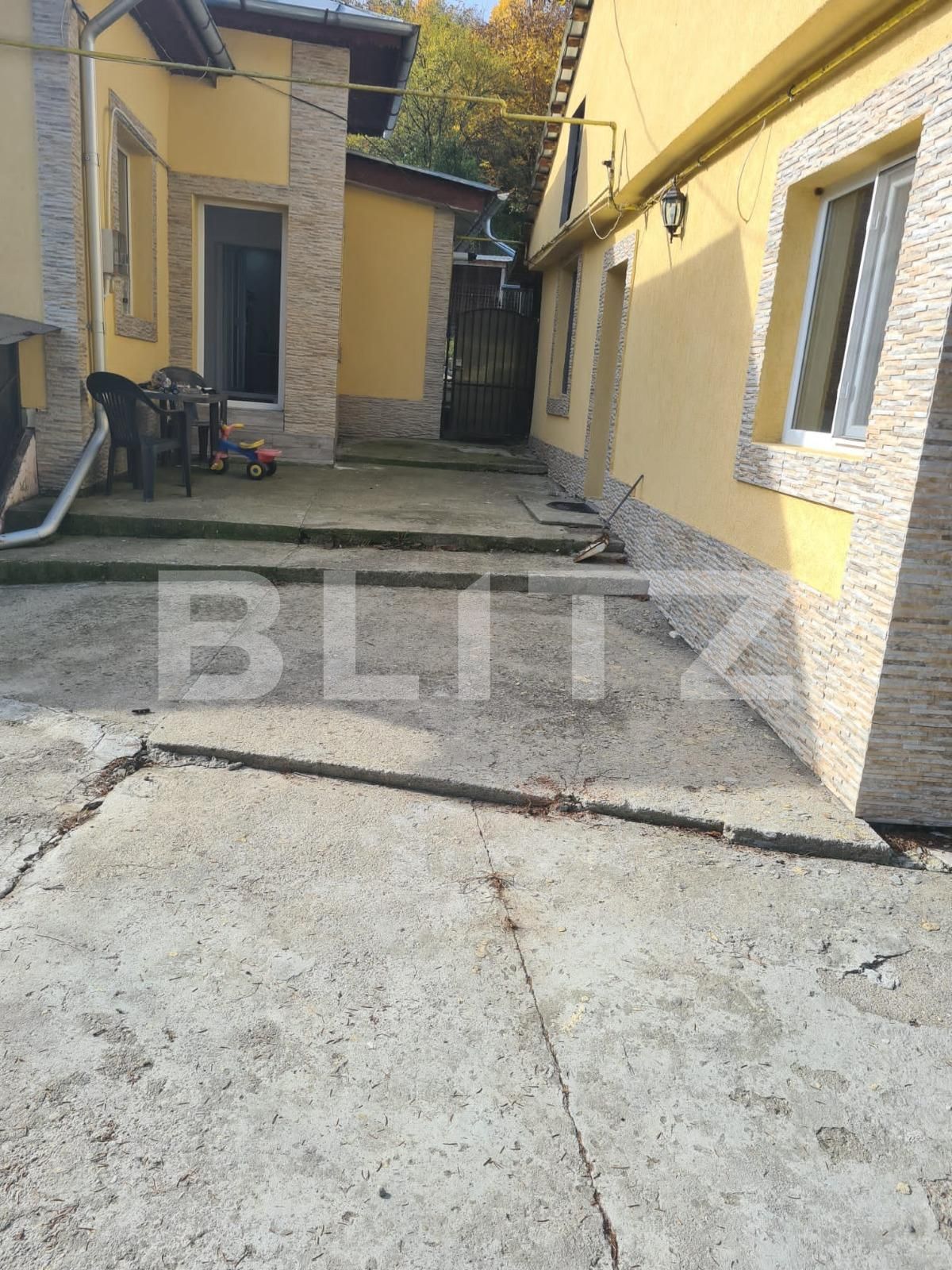 Casa de vânzare 4 camere Nord-Est - 109484CV | BLITZ Târgoviște | Poza1