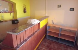 Spatiu Comercial cu apartament de 2 camere la etaj 300mp, Bezdead.