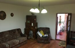 Vilă familiară de lux 175mp, 2400mp de teren, Adanca , Targoviste.