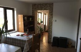 Vilă familiară de lux 175mp, 2400mp de teren, Adanca , Targoviste.