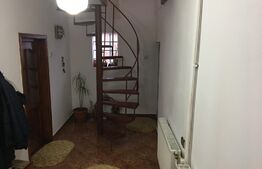 Vilă familiară de lux 175mp, 2400mp de teren, Adanca , Targoviste.