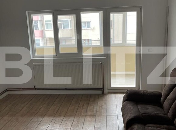 Apartament de închiriat 4 camere Micro 2 - 111318AI | BLITZ Târgoviște | Poza4
