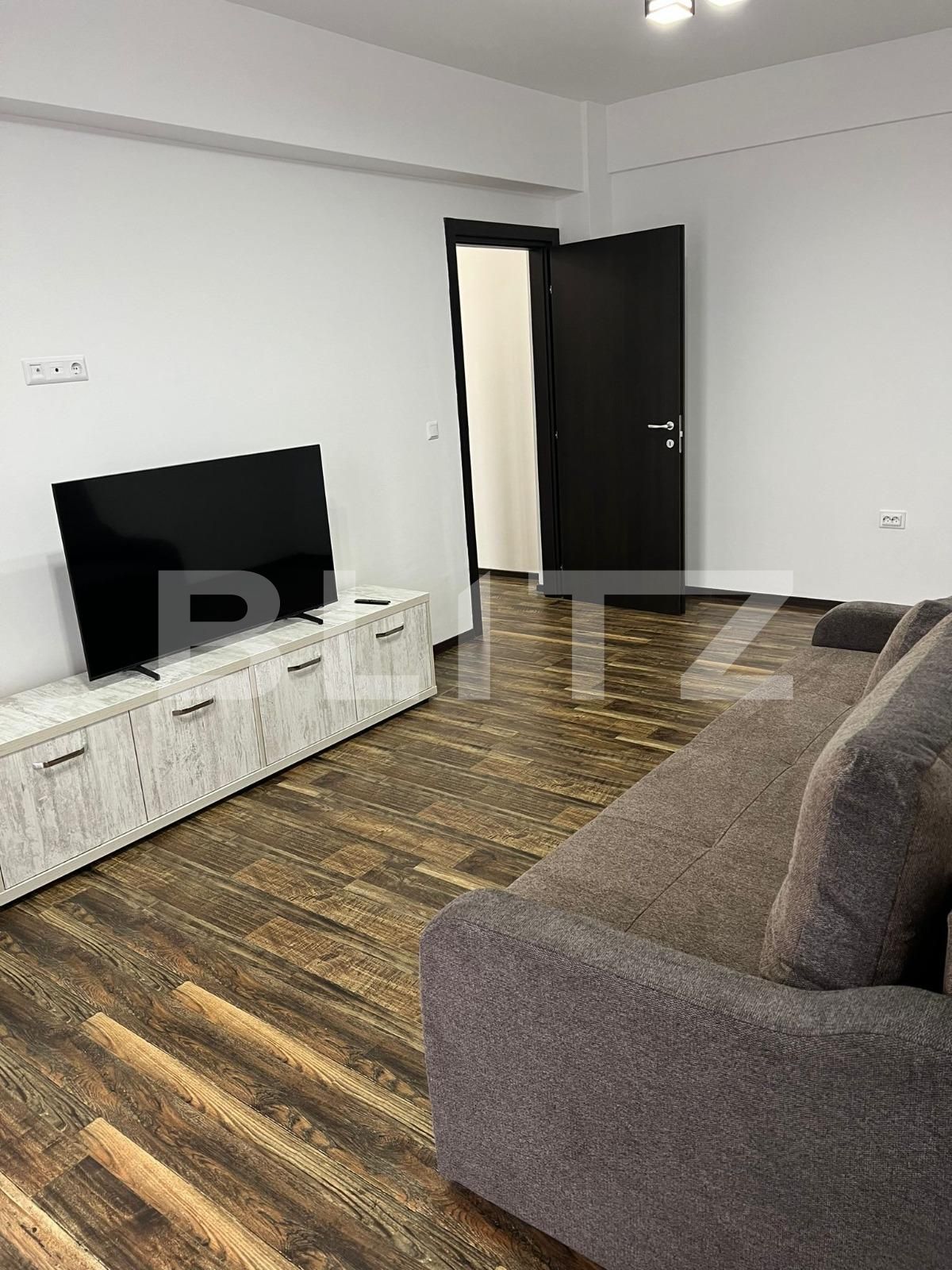 Apartament de vânzare 3 camere Micro 6 - 111756AV | BLITZ Târgoviște | Poza3