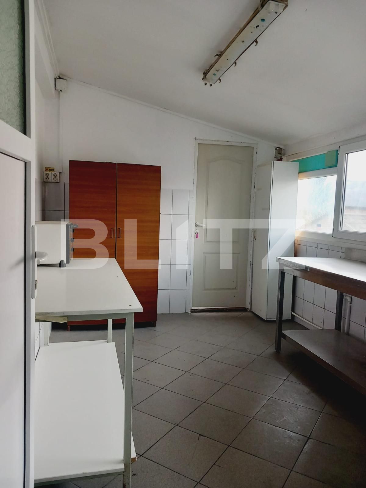 Spațiu comercial de închiriat Exterior Nord - 111817SIC | BLITZ Târgoviște | Poza5